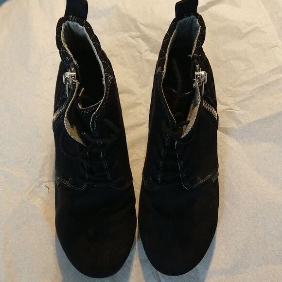 $ 𝅺BONGO DRESS boots.size 7m - Picture 1 of 6